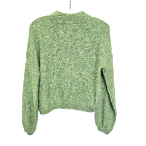 Banana Republic Laine& Alpaca Blend Pistachio Green Small Pullover Sweater. - Picture 3 of 12